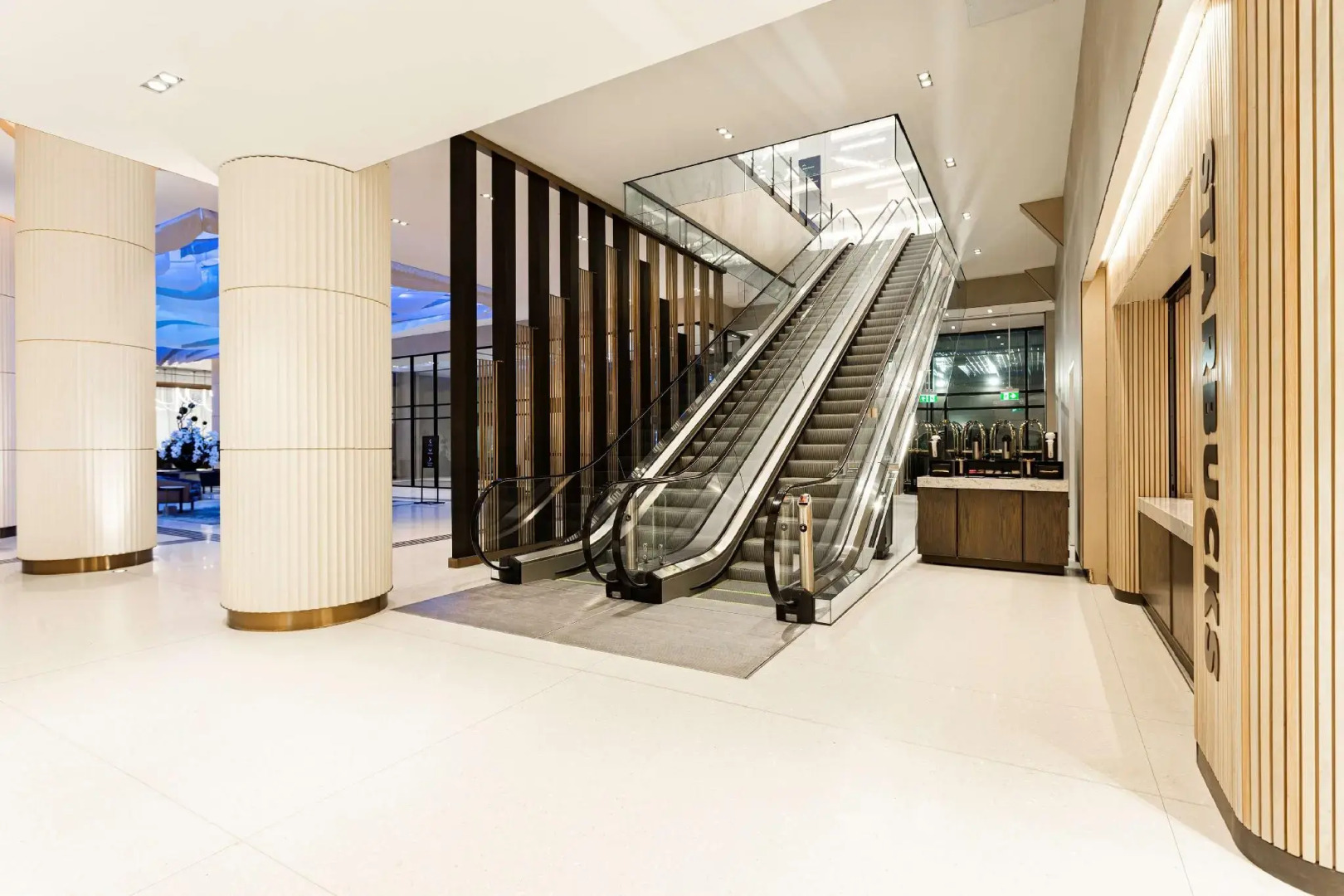 Hilton Niagara Falls/Fallsview Hotel & Suites