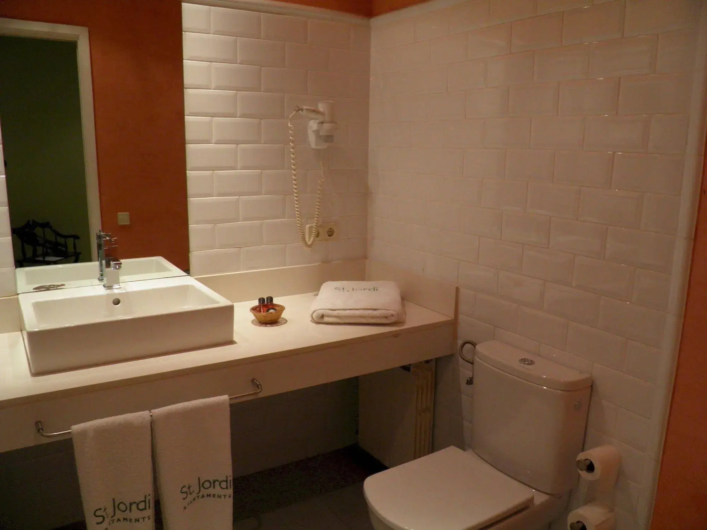 Apartaments Sant Jordi Girona 97