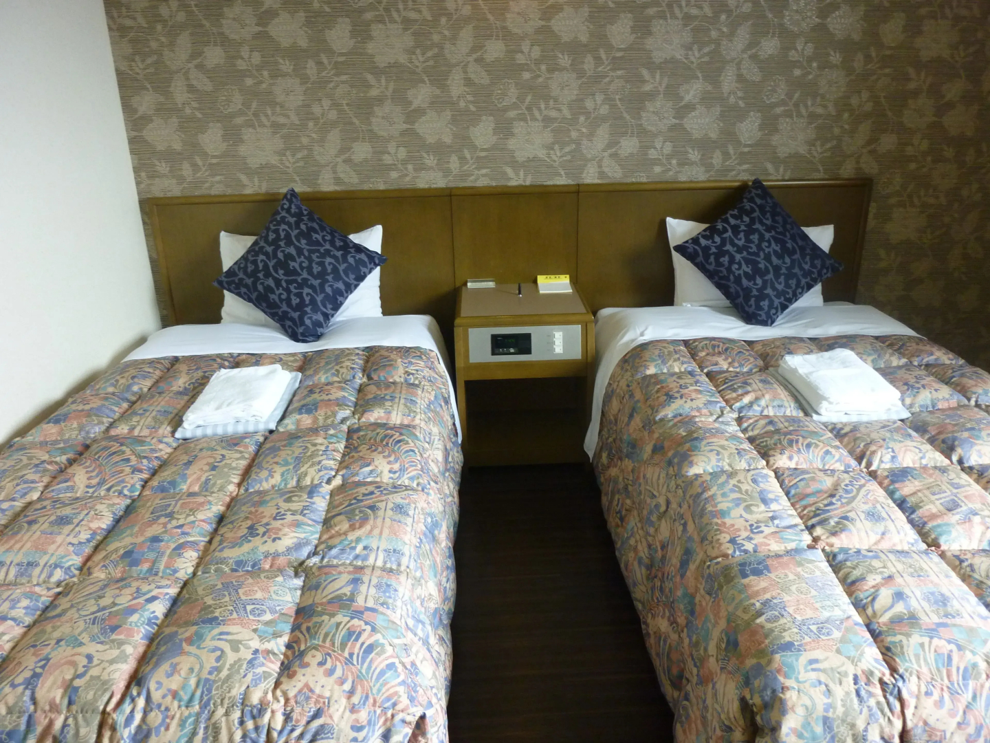 Central Hotel Takahagi