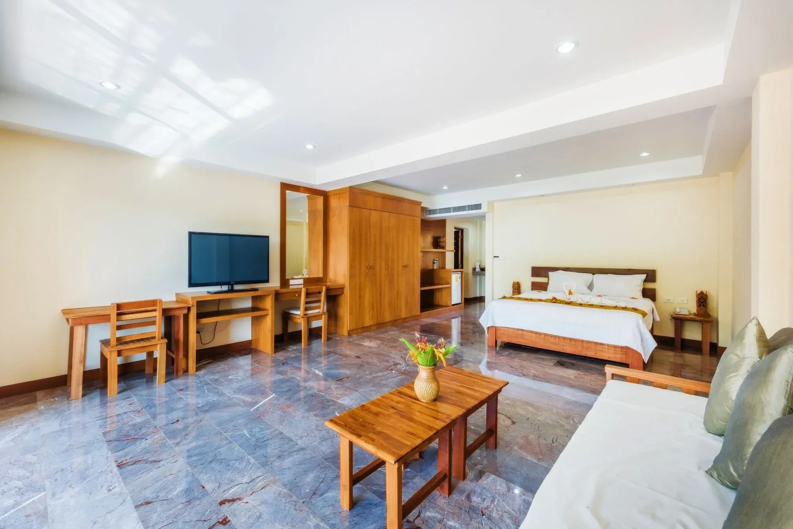 Отель Ocean Pie Phuket