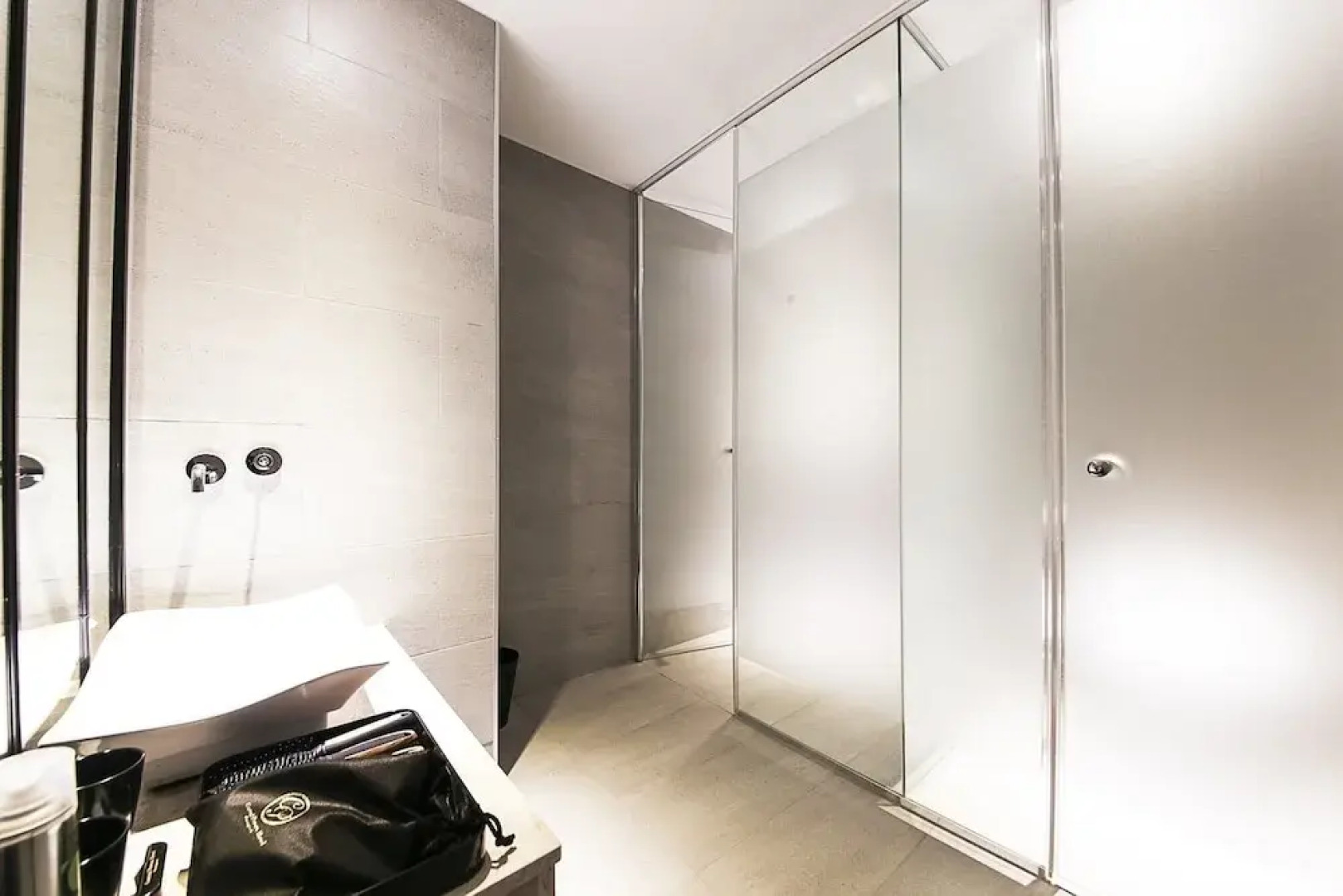 Central Person Hotel Pyeongtaek