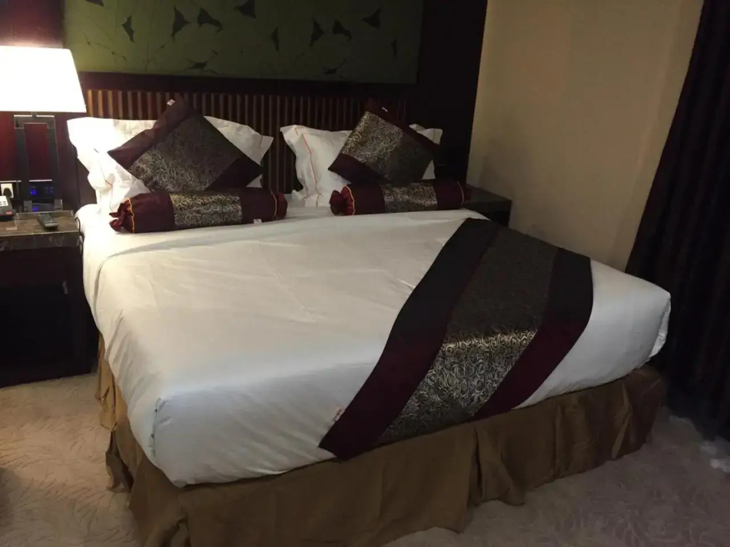 Royale Signature Hotel