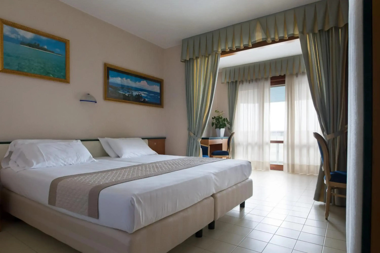 Hotel Monaco & Quisisana