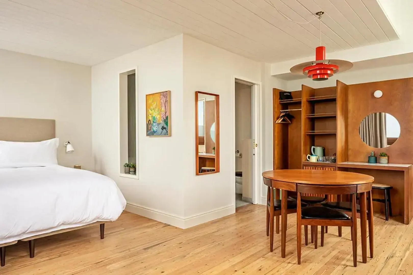 Fort Road Hotel