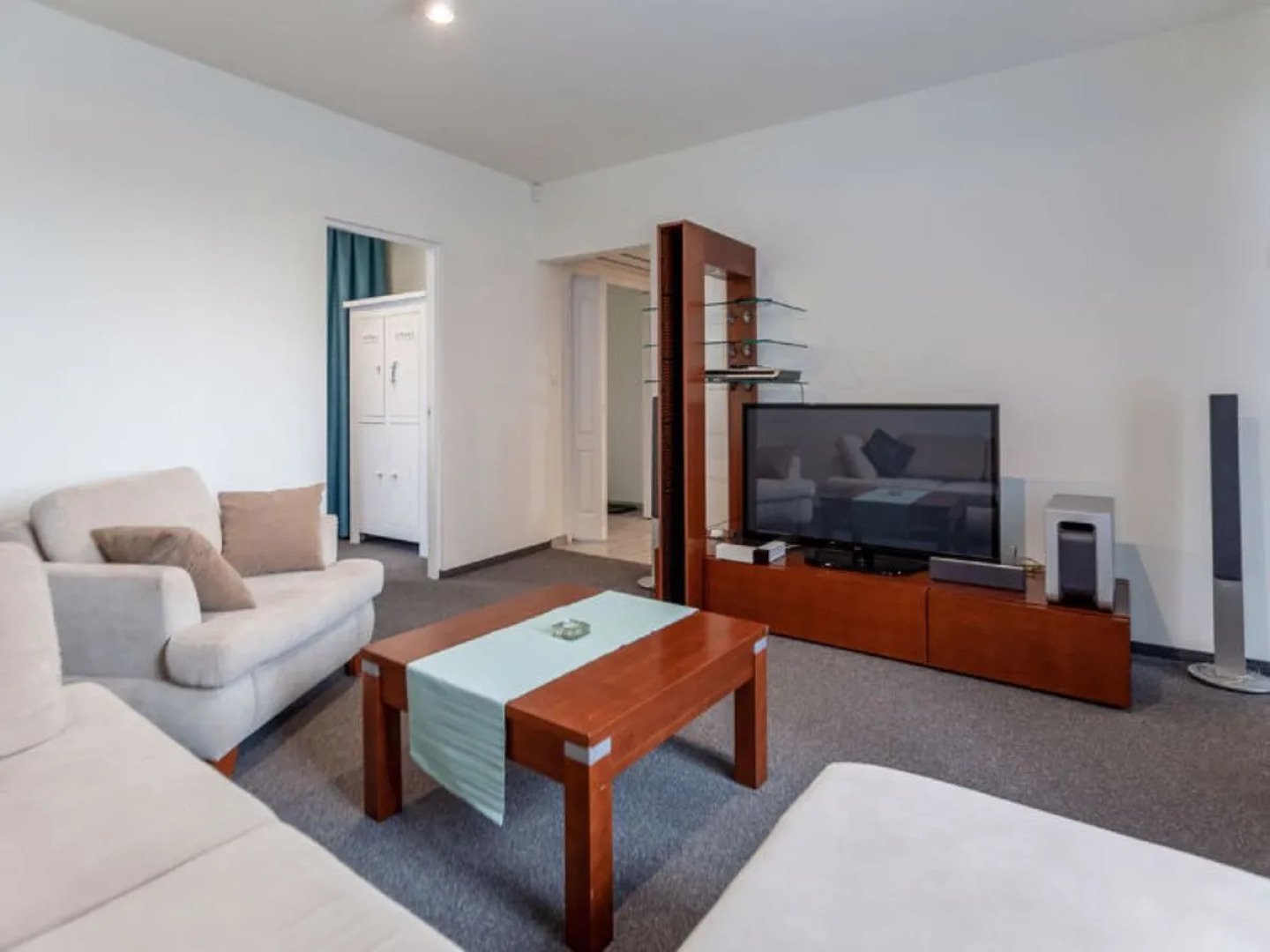 Nad Jeziorem Sławskim 30895