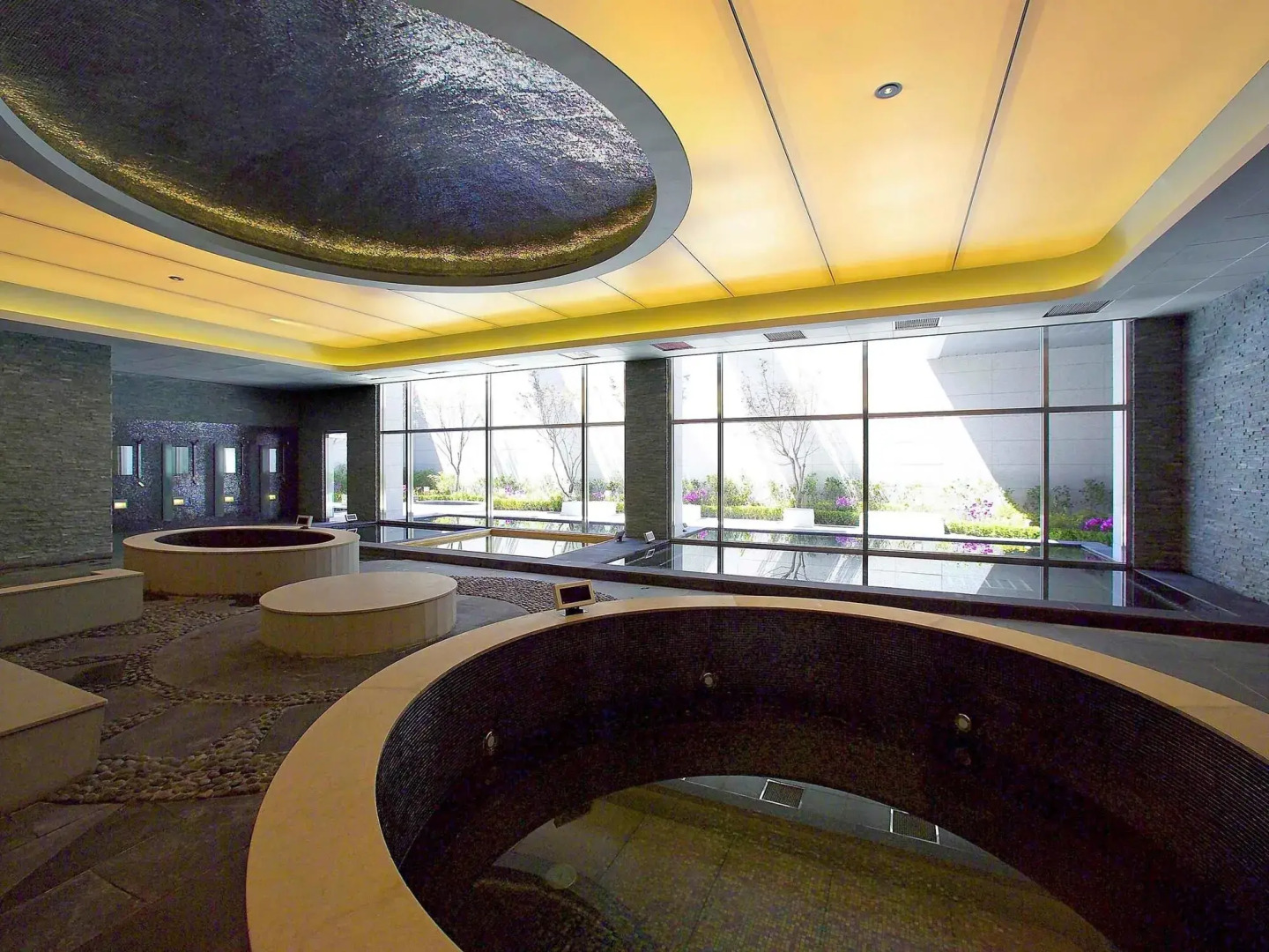 Grand Mercure Ambassador Changwon