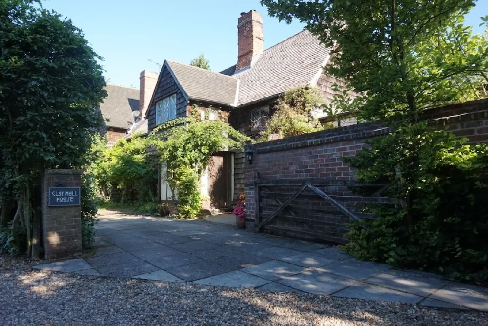 Clay Hall House Bed & Breakfast