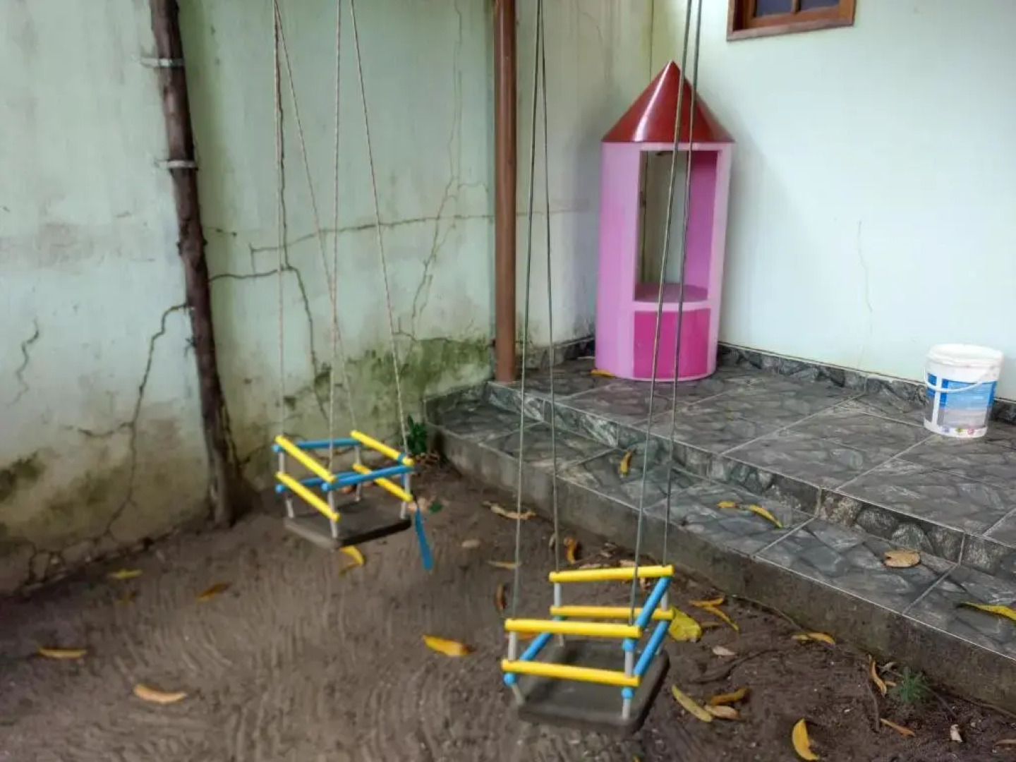 Casa 2 ou 3 Quartos Piscina Churrasqueira e Campo Futebol Gramado em Araruama Bairro Pontinha RJ