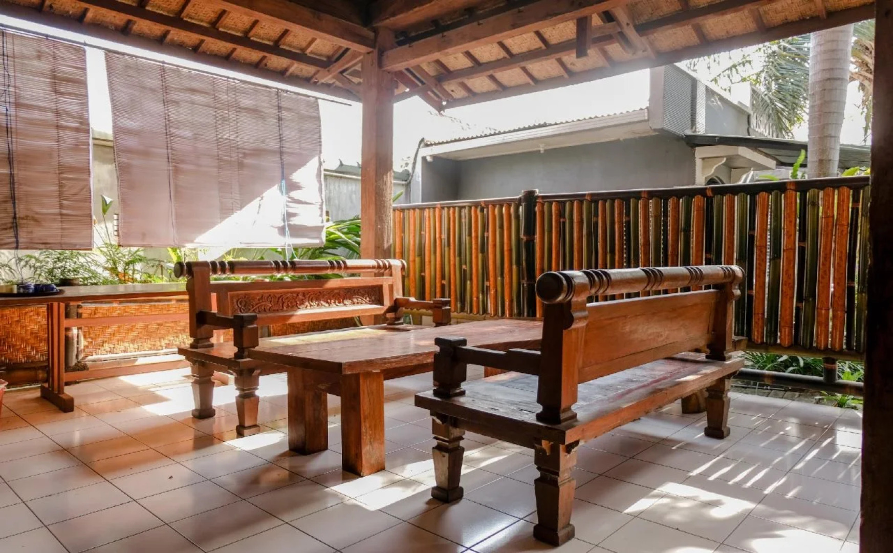 Hotel Mahkota Plengkung