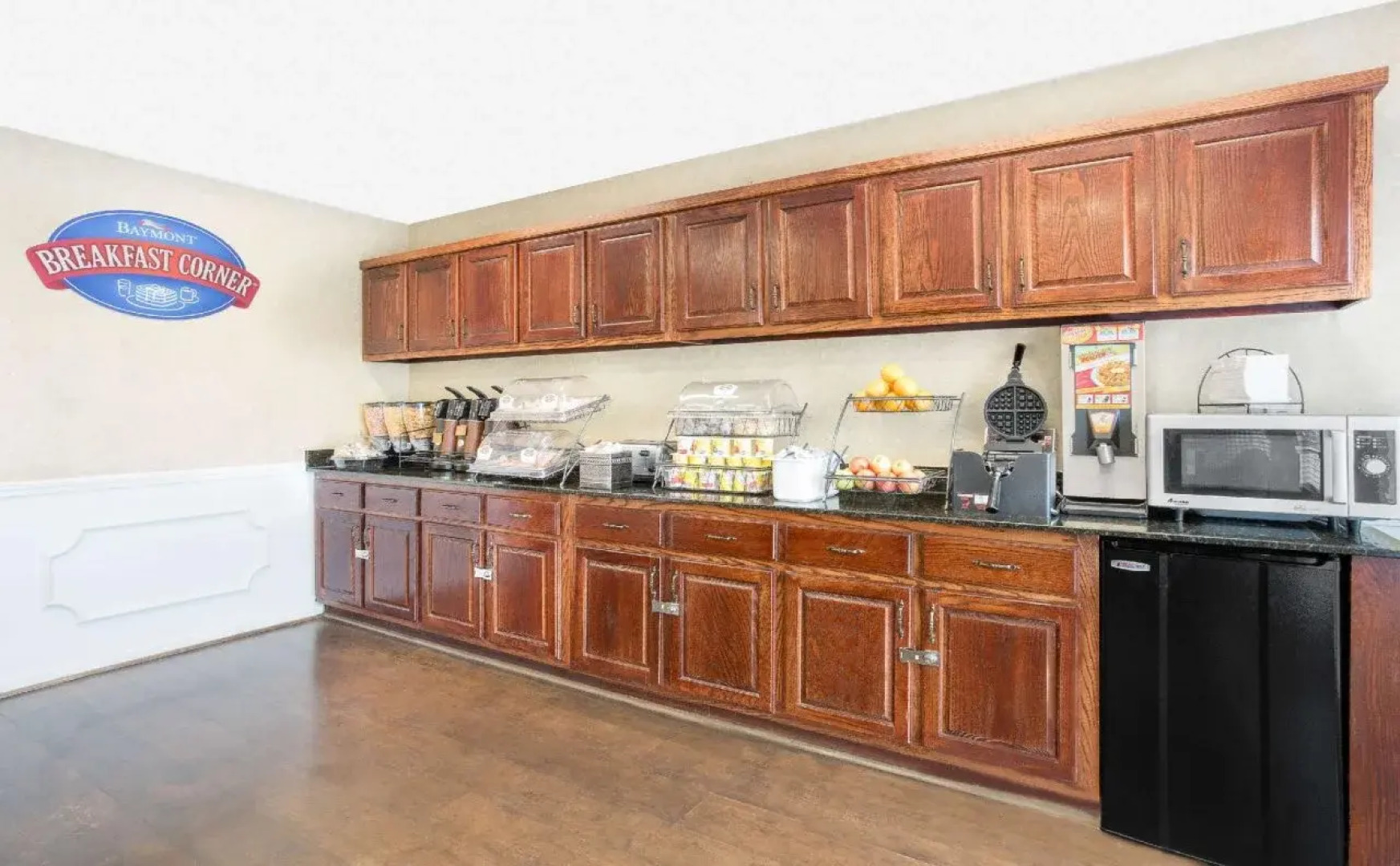 Baymont Inn & Suites - Roanoke Rapids