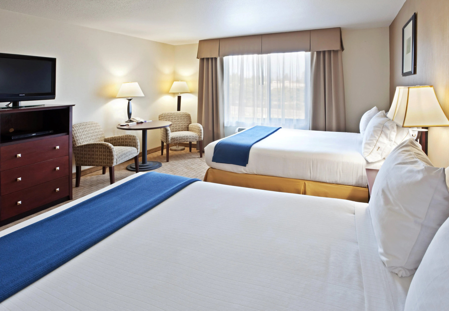 Holiday Inn Express Hotel & Suites Vancouver Mall by IHG