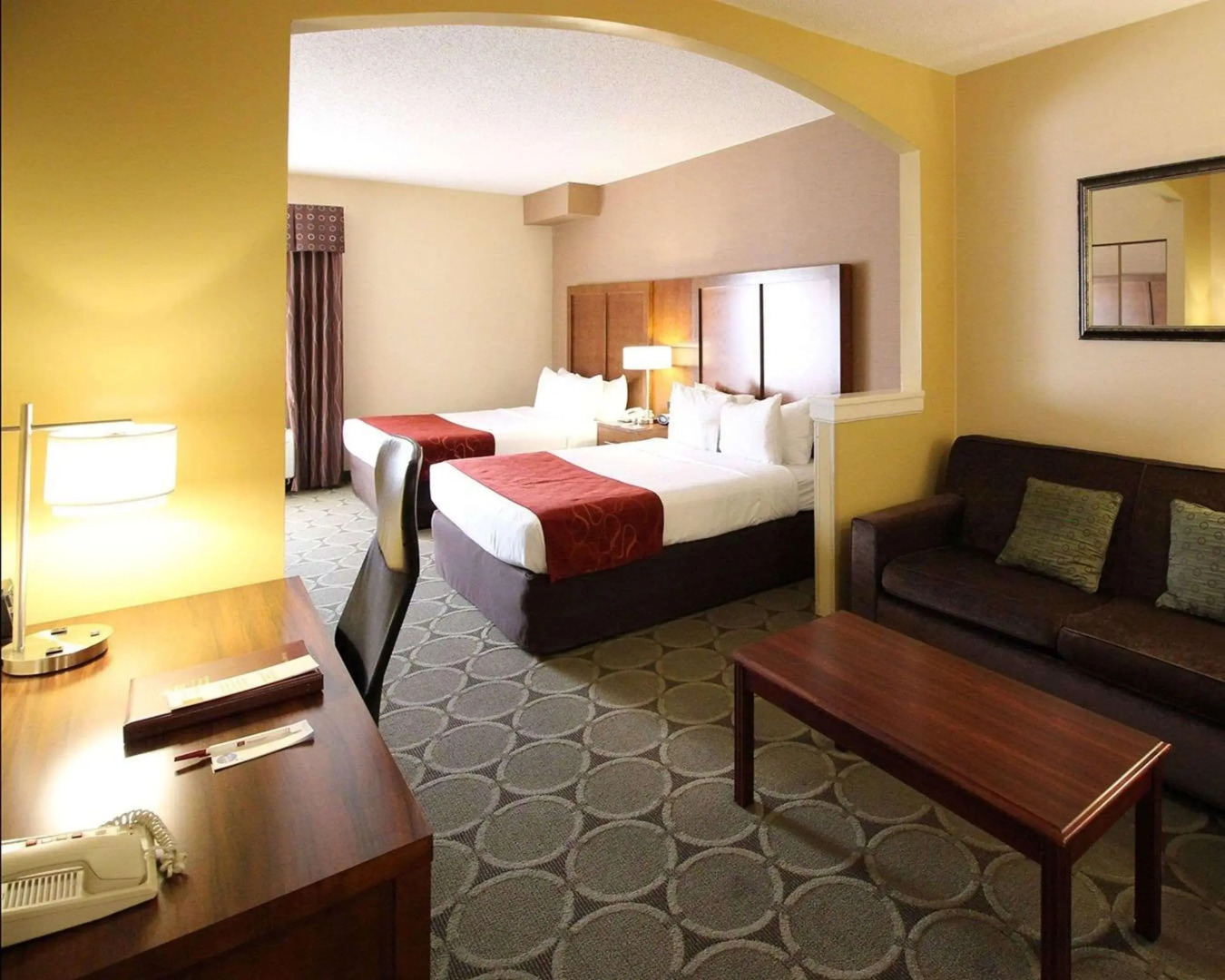 Comfort Suites Near University