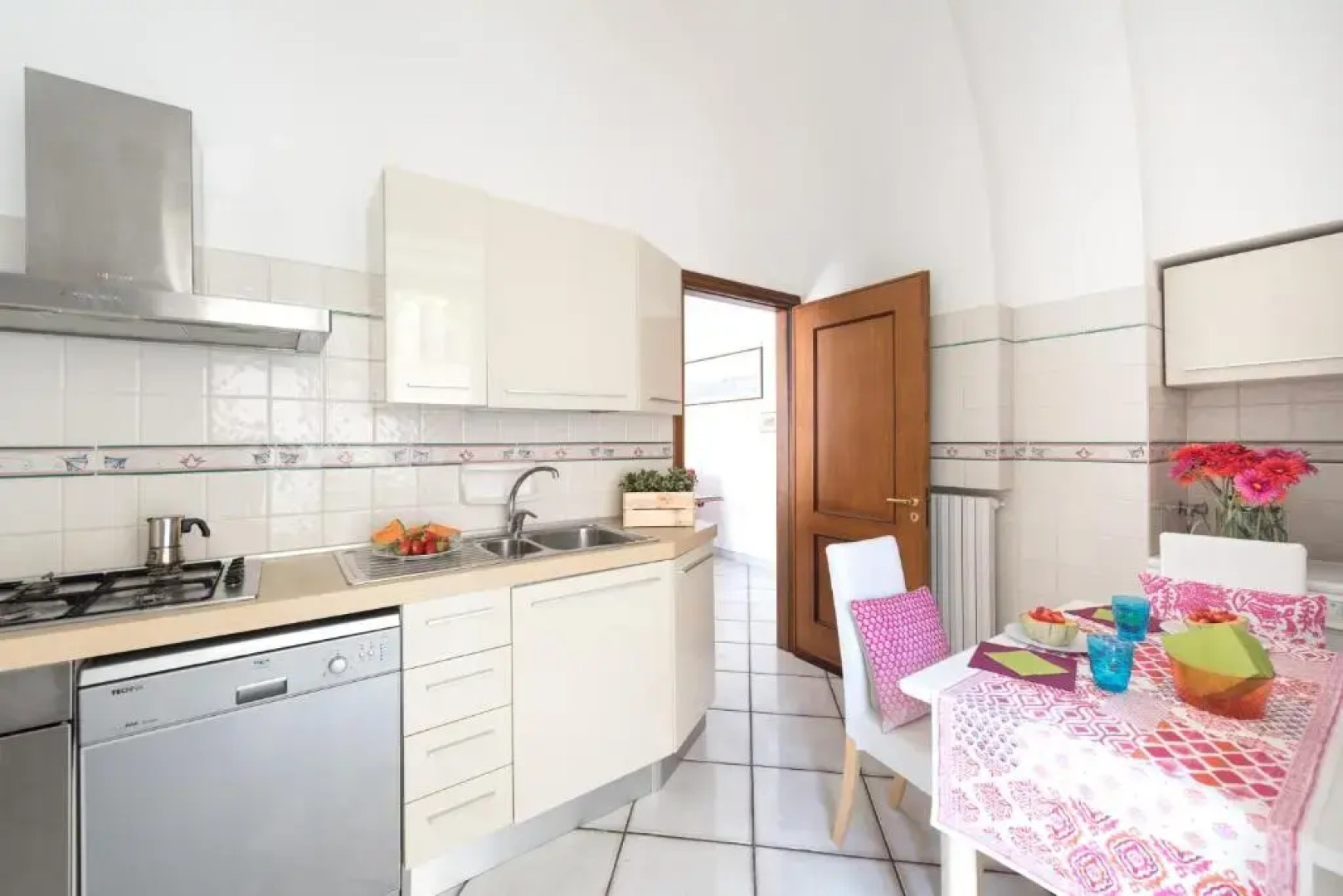 Vicaria by Amalfivacation