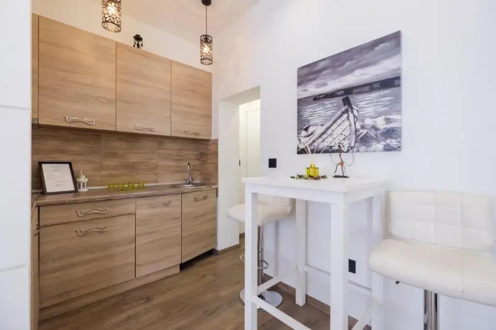 Central Business Apartments Exclusive