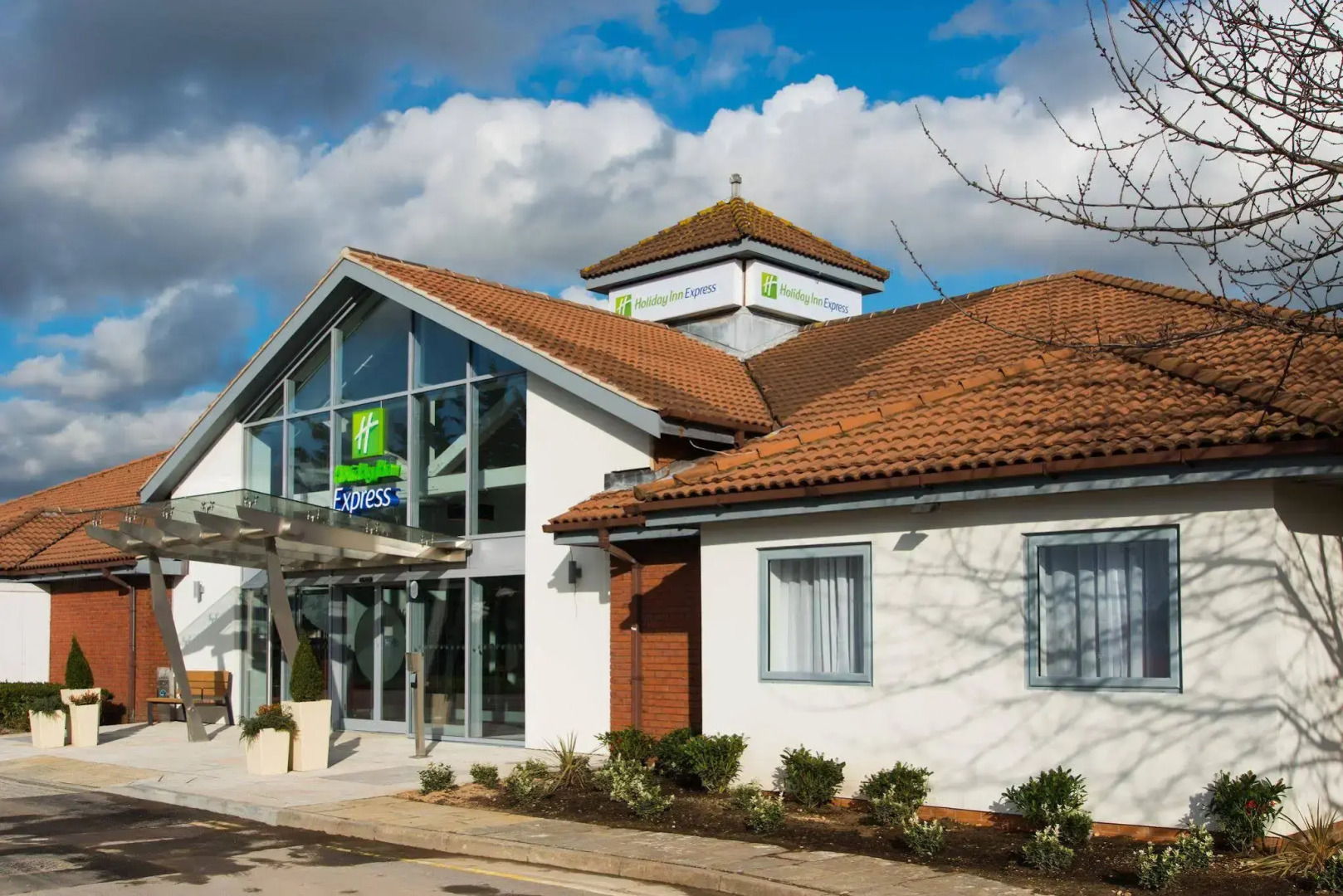 Holiday Inn Express Portsmouth - North by IHG
