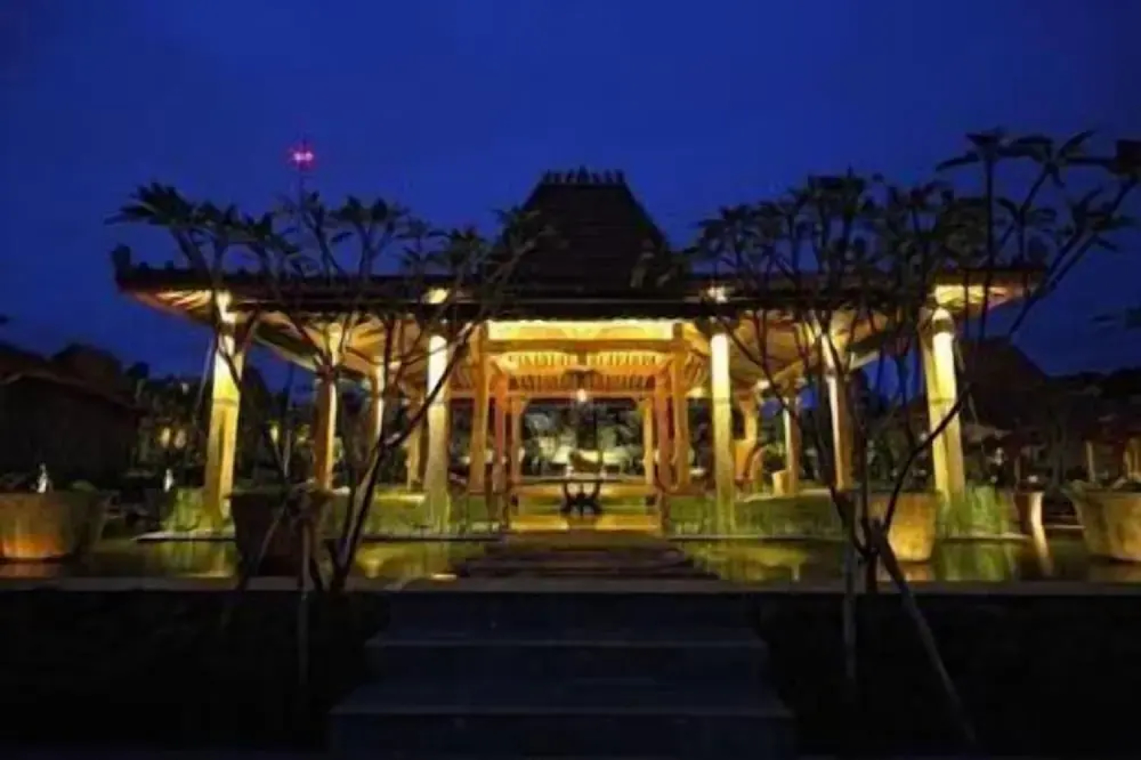 Jadul Adarapura Resort & Spa