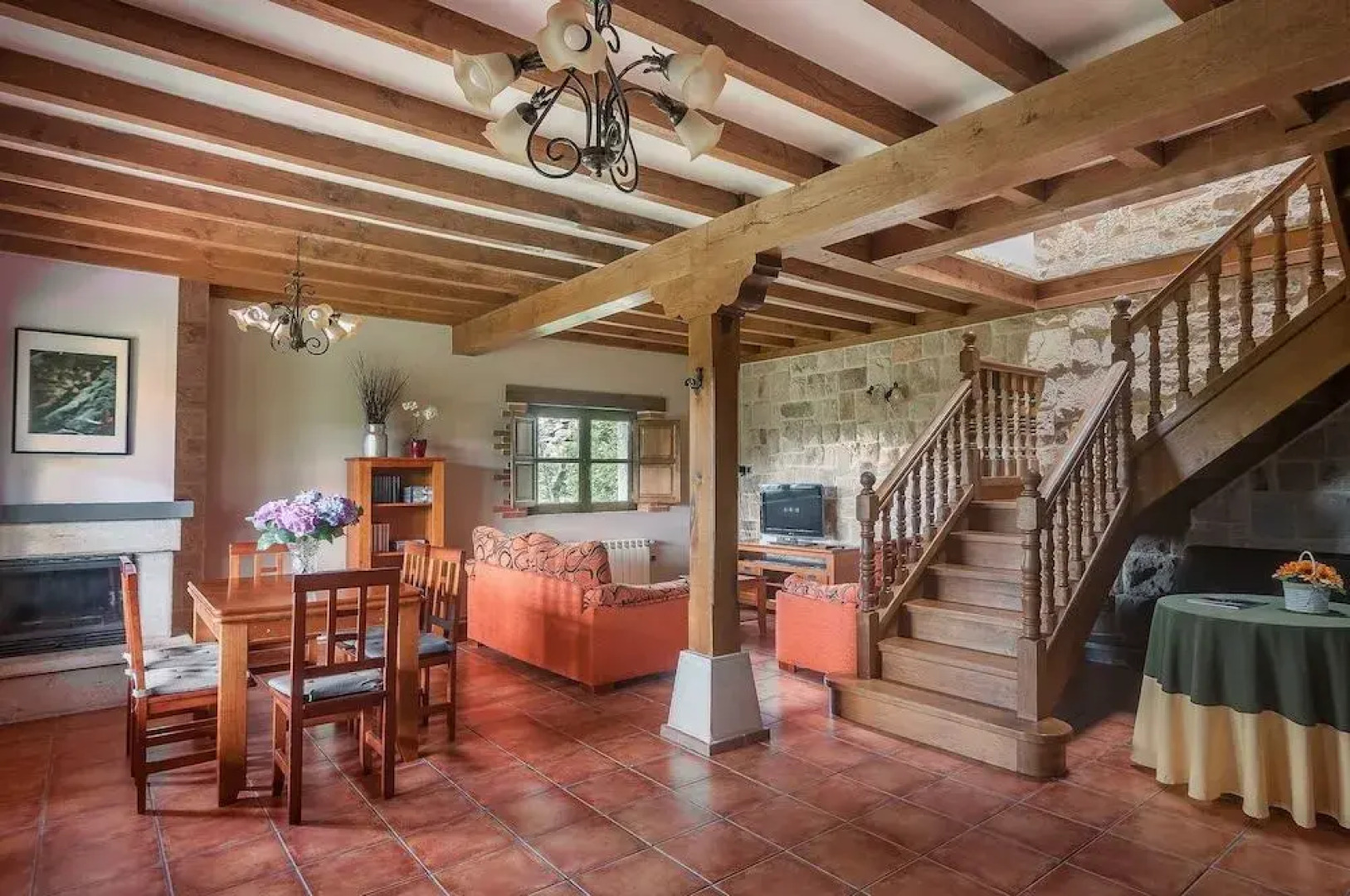 La Casa de Bustantegua