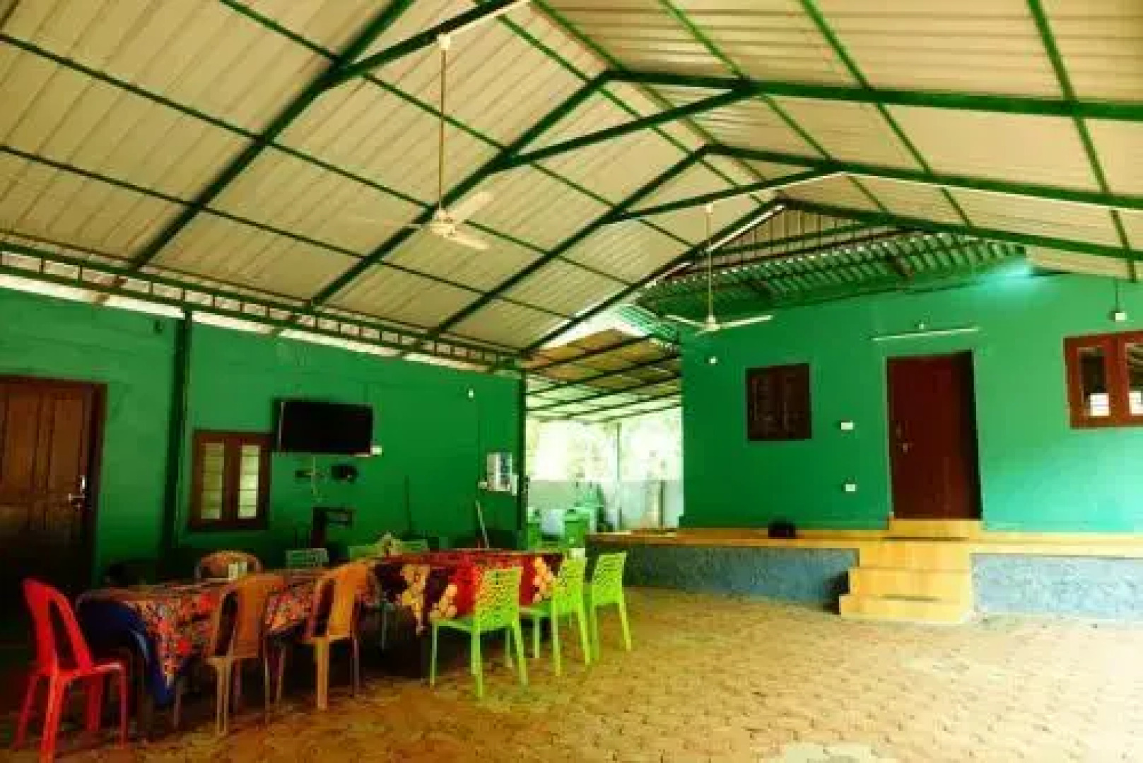 Hill Valley Farm House