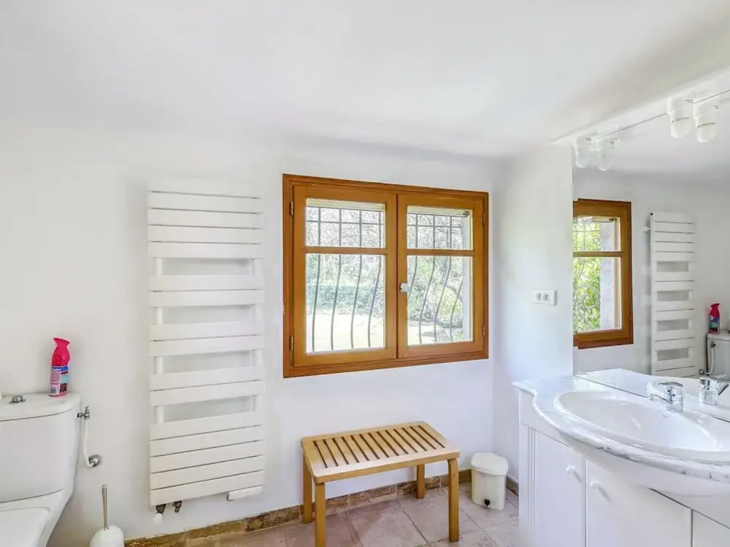 Plush Holiday Home in Tourrettes With Private Swimming Pool