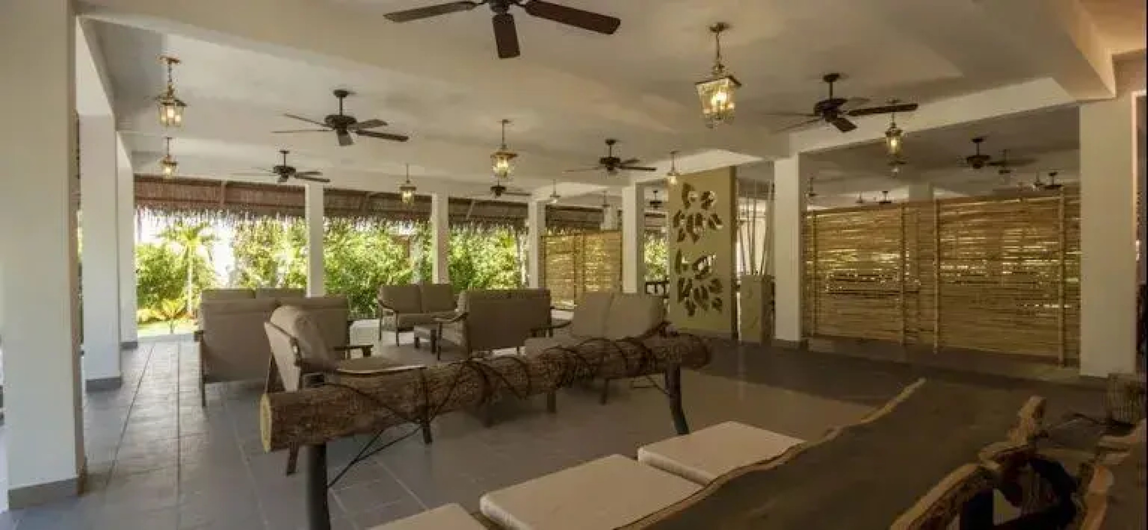 Amra Palace Laamu