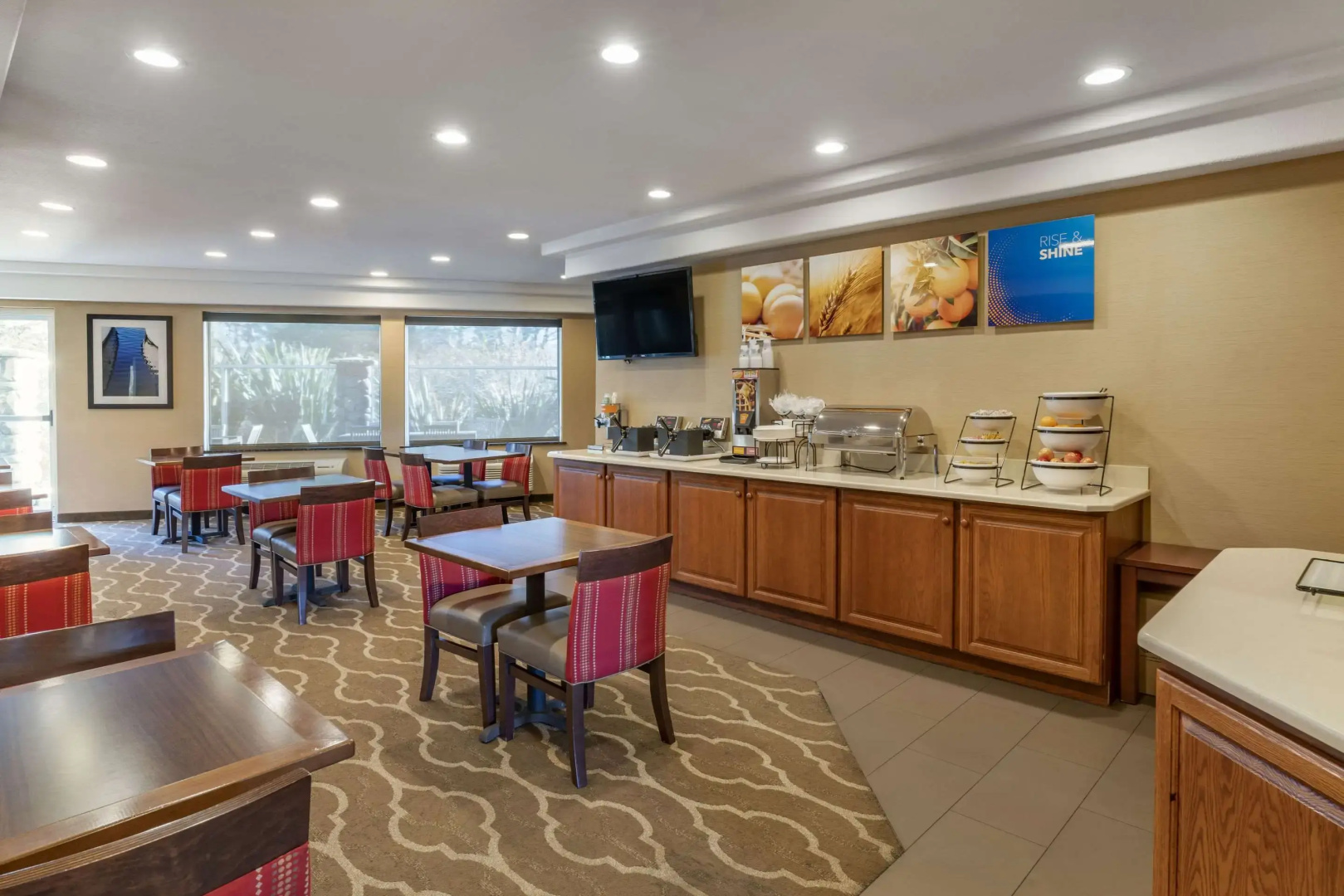 Comfort Inn & Suites Lincoln City