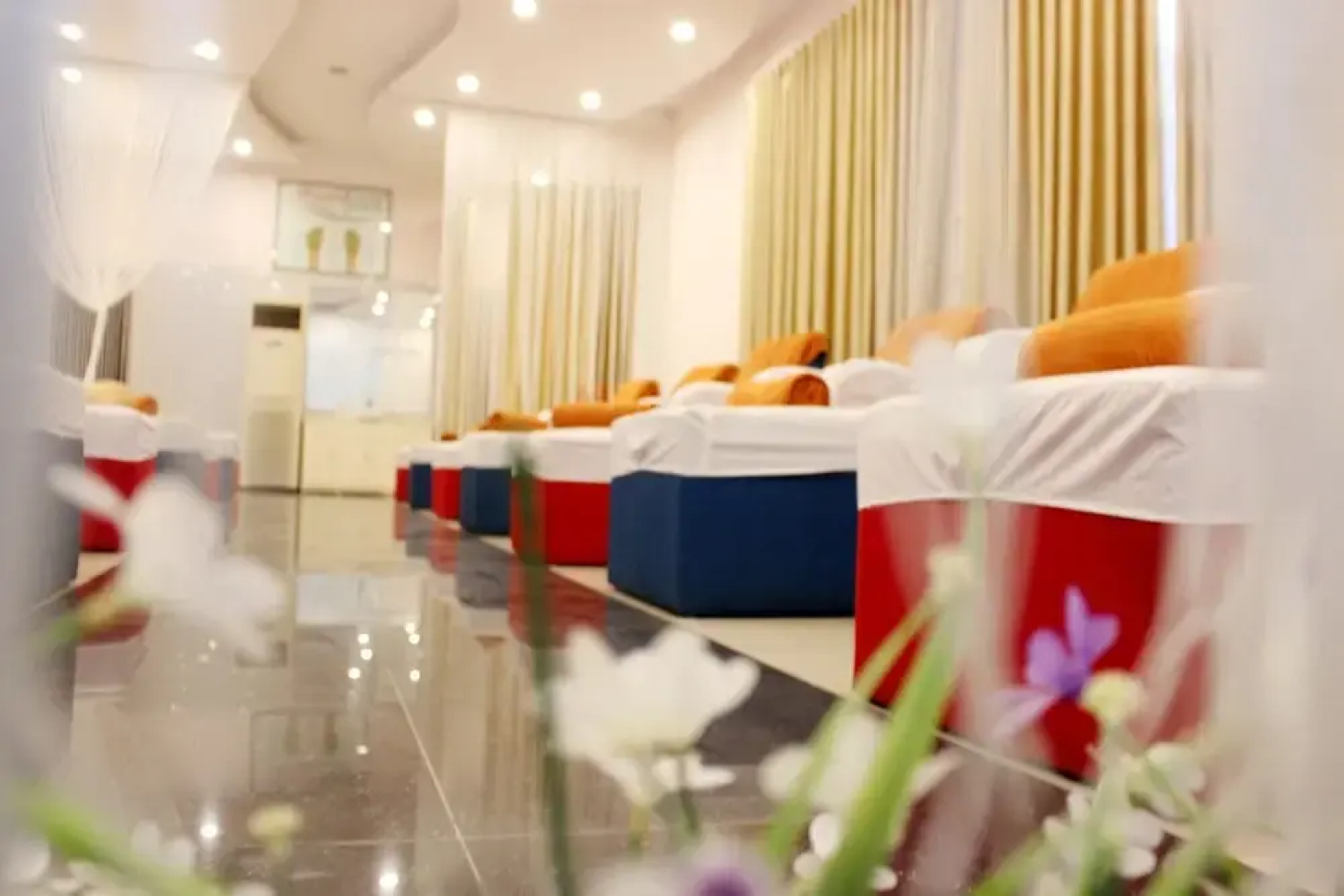 HS-Peace Hotel