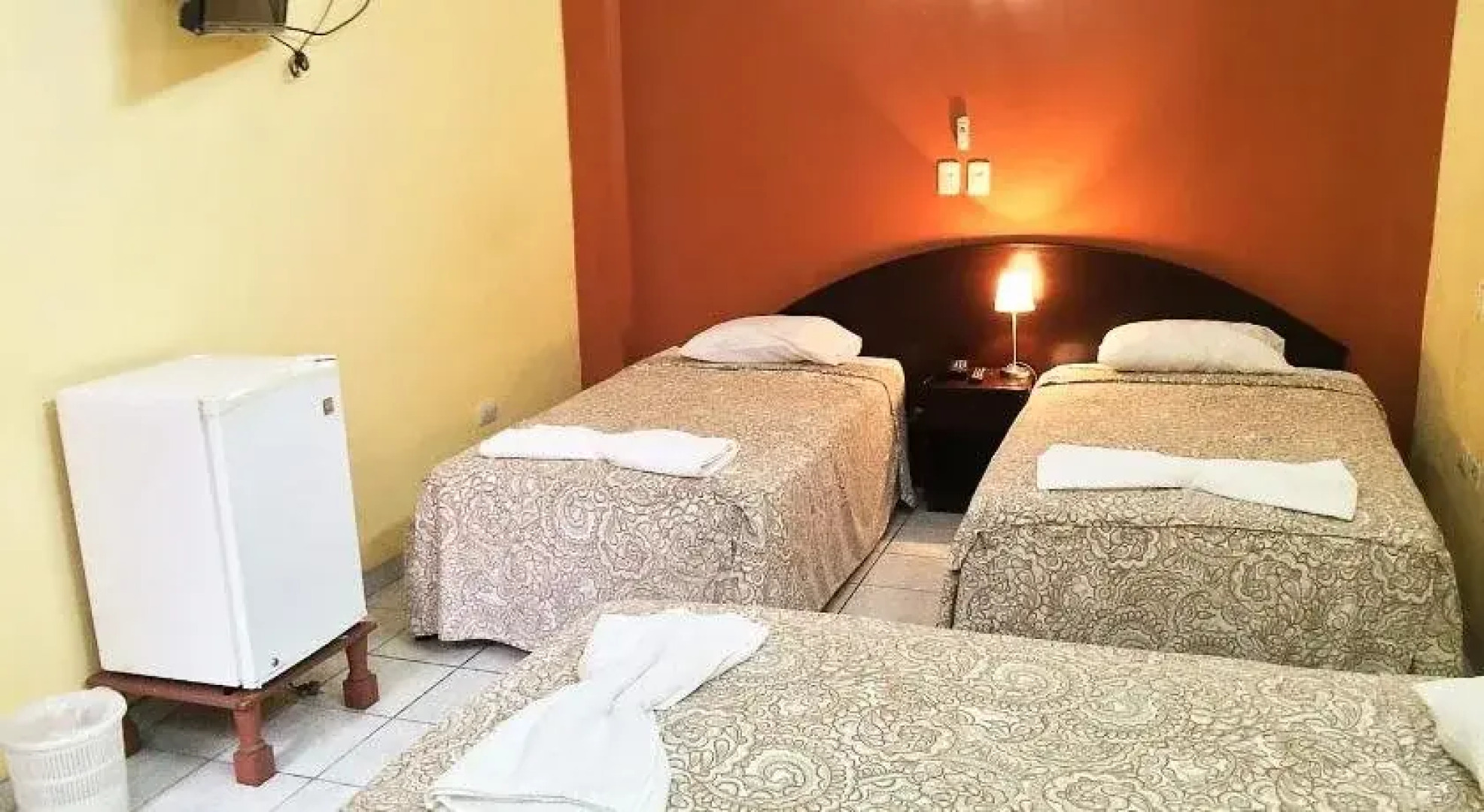 La Posada de Lobo Hotel & Suites