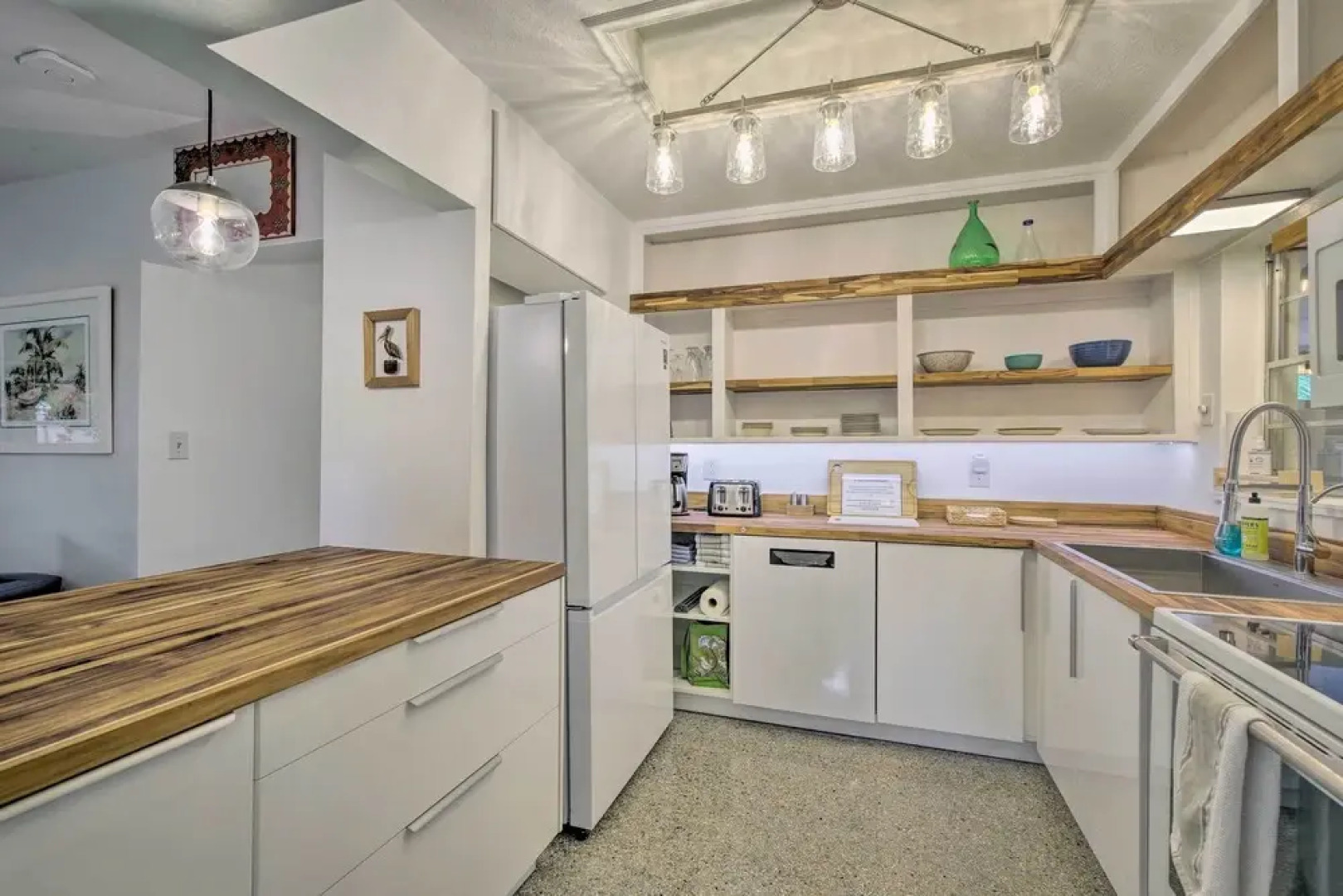 Vero Beach Oasis < 7 Mi to South Beach Park!