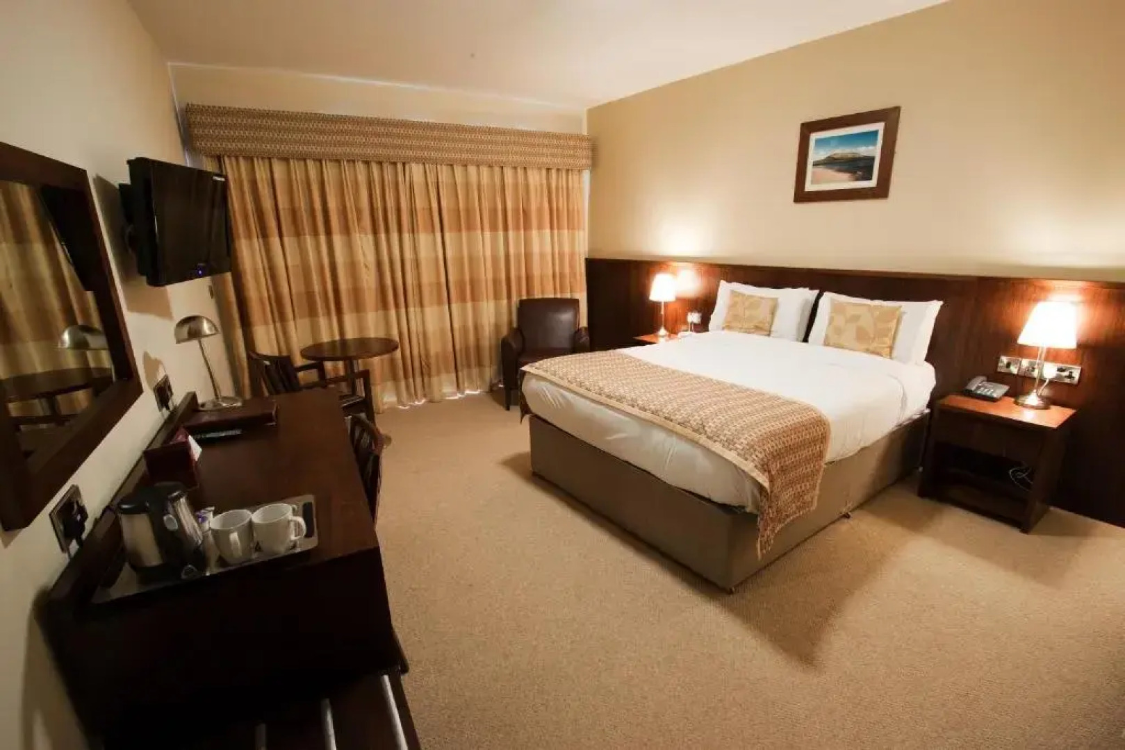 Strandhill Lodge and Suites