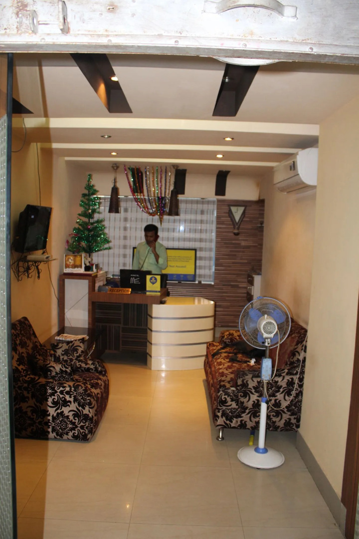 Transit Inn Guest House