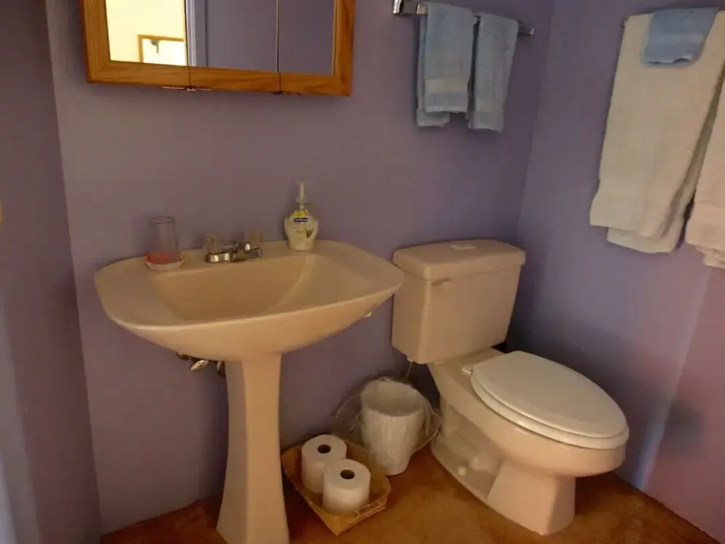 Treehouse Hot Springs - 5 Br Home