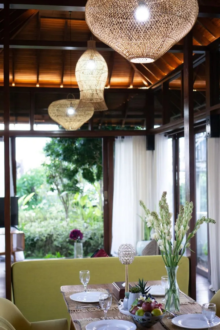 Fascinating Beachfront 2 Br Villa in Seminyak