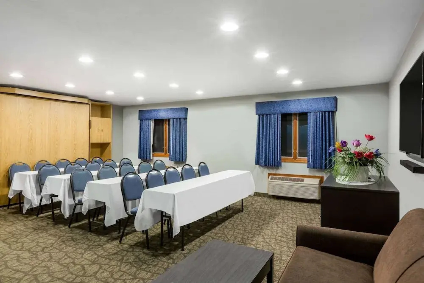 Baymont Inn & Suites