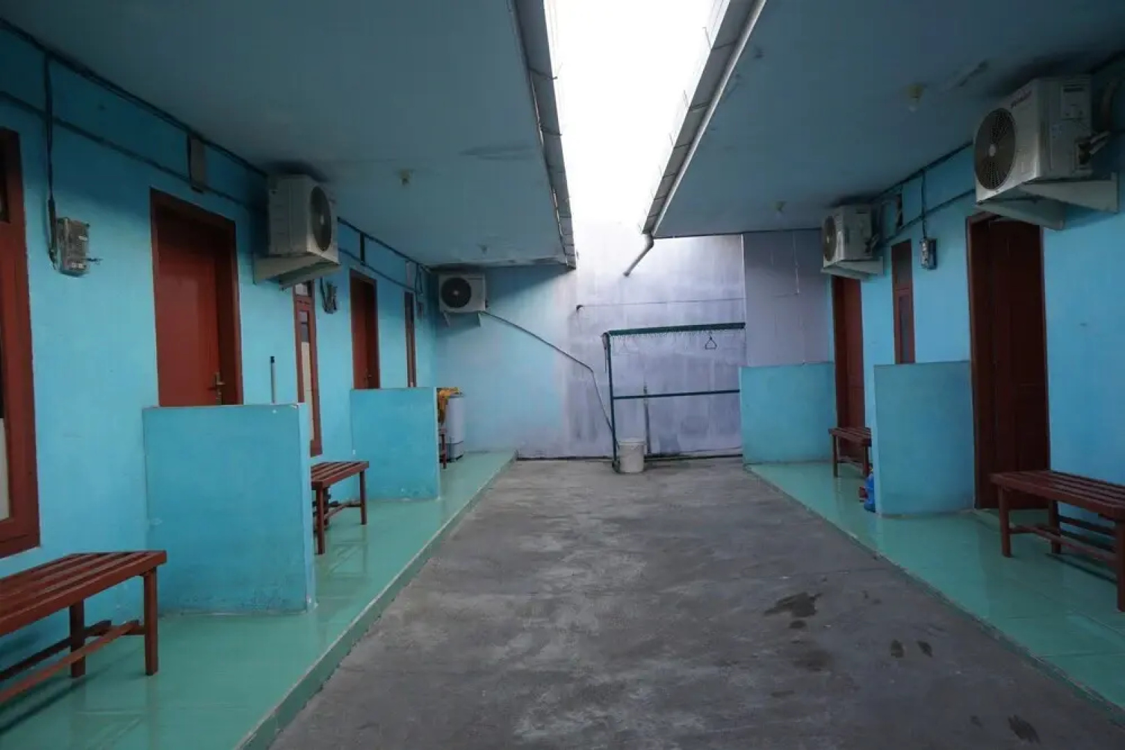 OYO Life 93017 Kost H Soeroso
