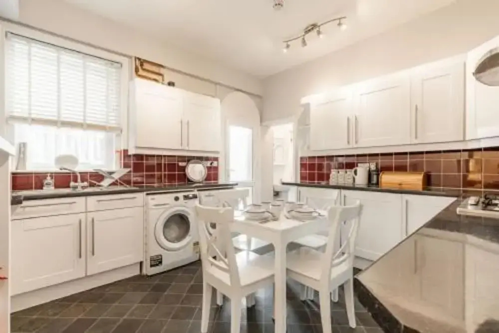 Host Stay Cromer Town Apartment 1