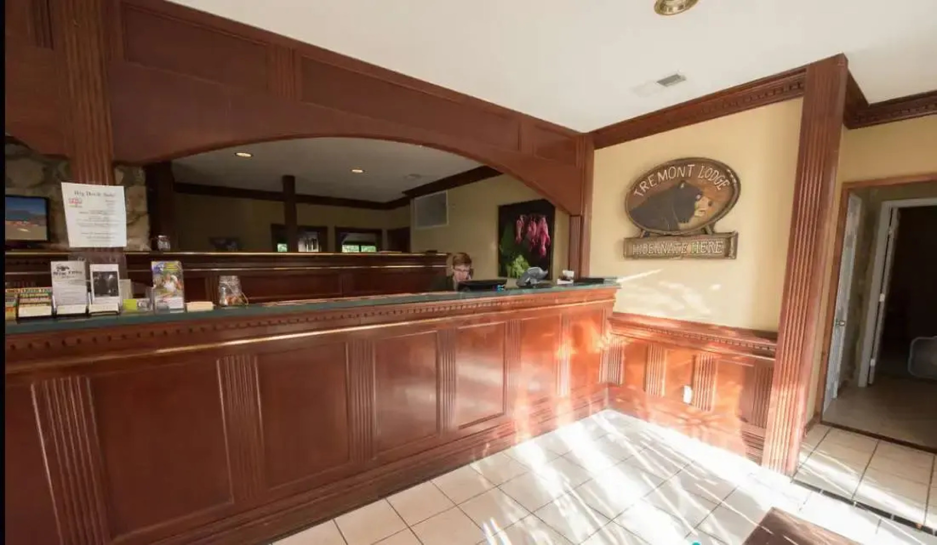 Tremont Lodge & Resort