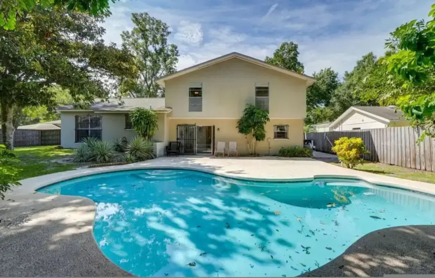 Pool Spacious Central Home 7mile to Beach