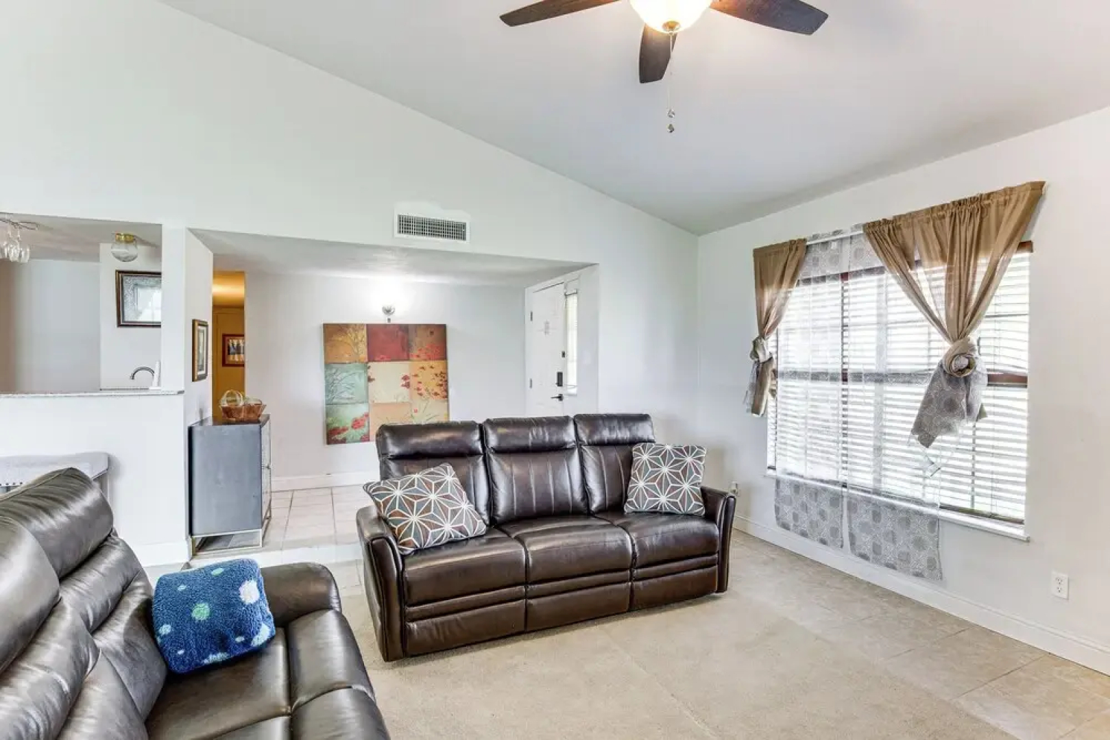 < 1 Mi to Lake Ray Hubbard: Home w/ Patio!
