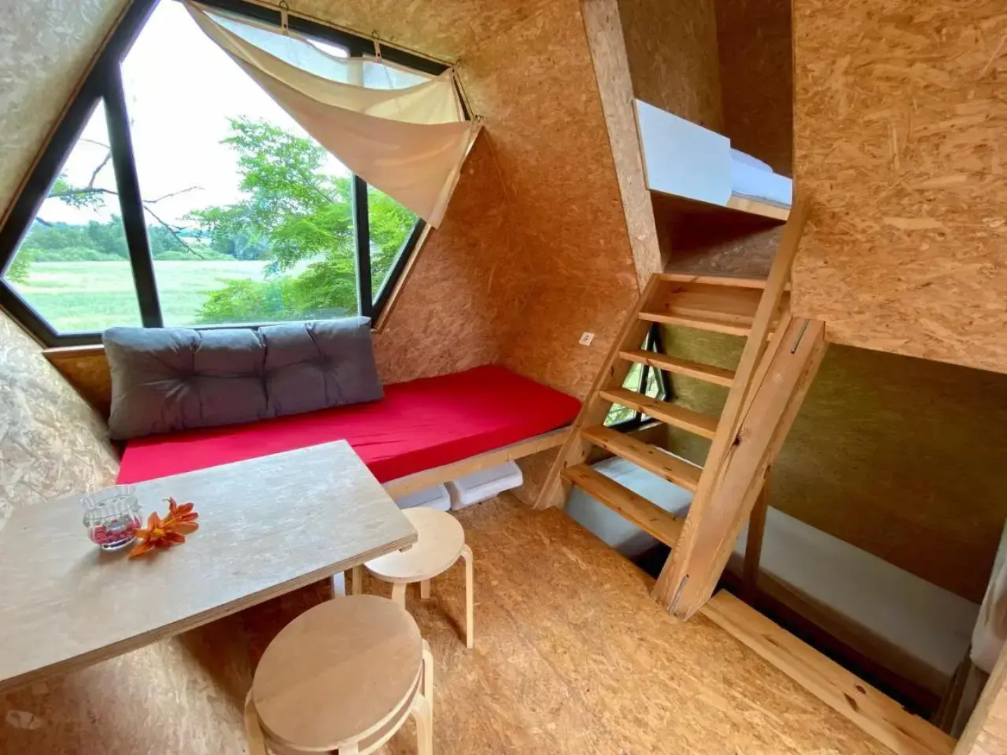 DJH Jugendherberge Beckerwitz mit design|Baumhausdorf