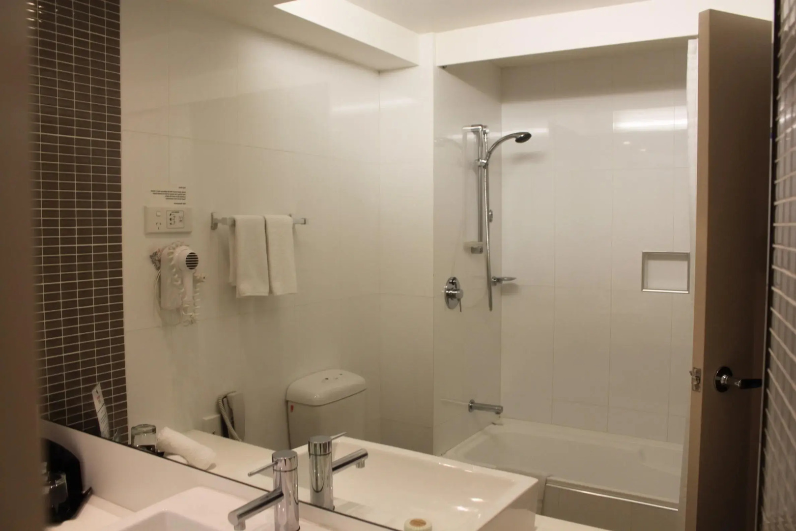 The Sydney Boulevard Hotel