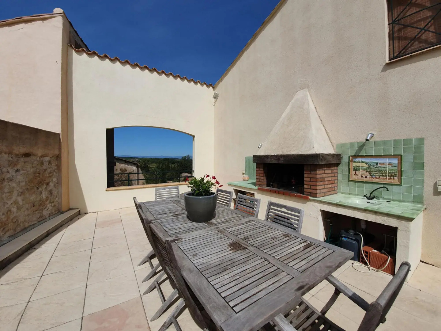 Spacious Villa in Languedoc-Roussillon with private Swimming Pool