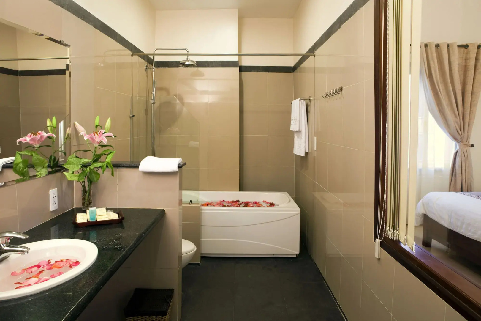Alba Hotel