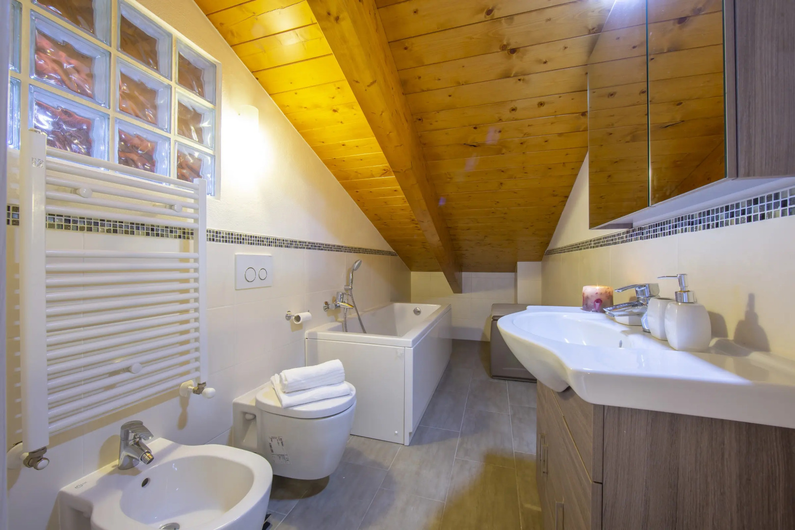 Como Lake Modern apartment Ulivi