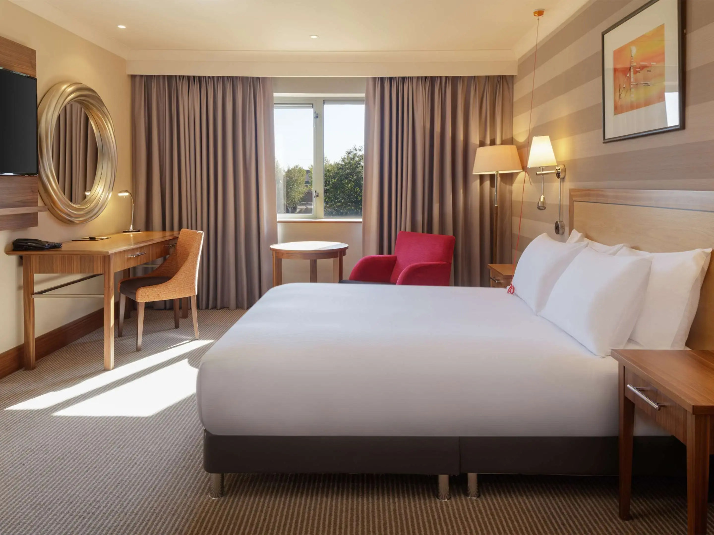 Отель The Cambridge Belfry