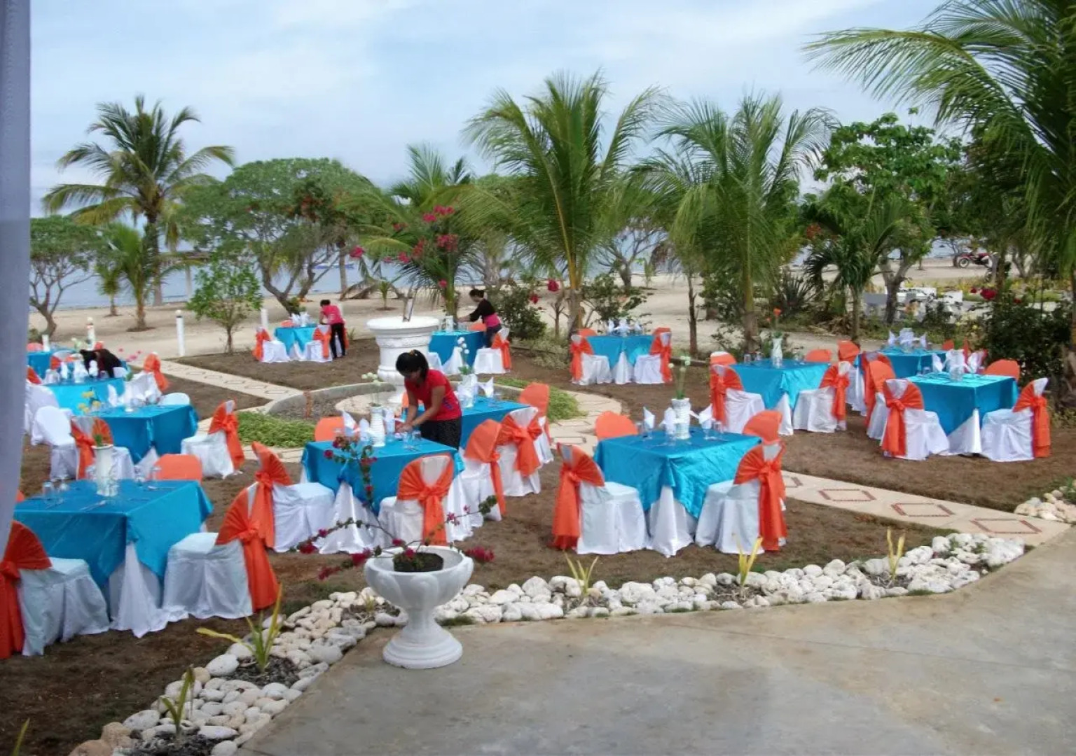 Gold View Beach Resort