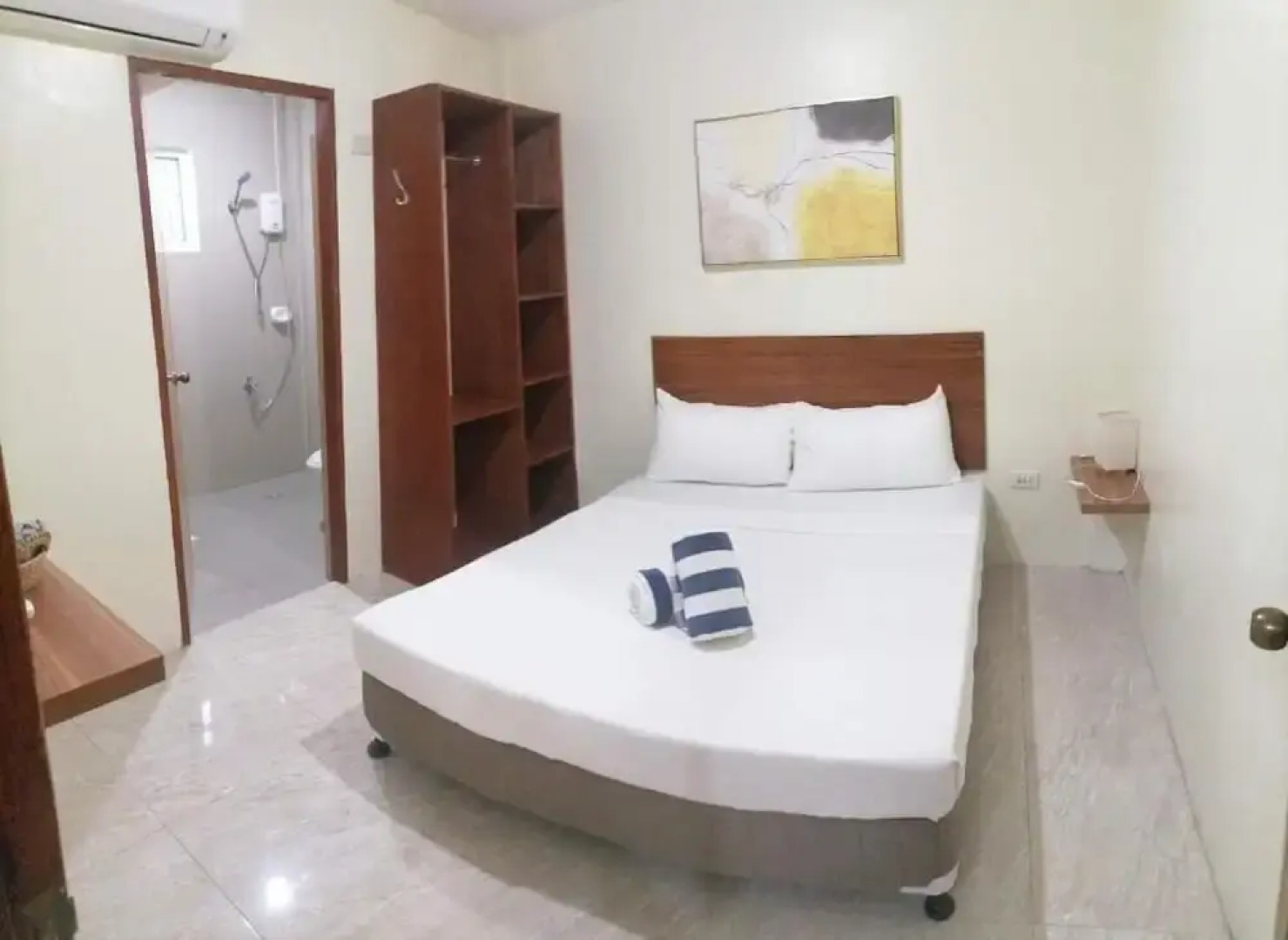 Acapulco Resort & Suites