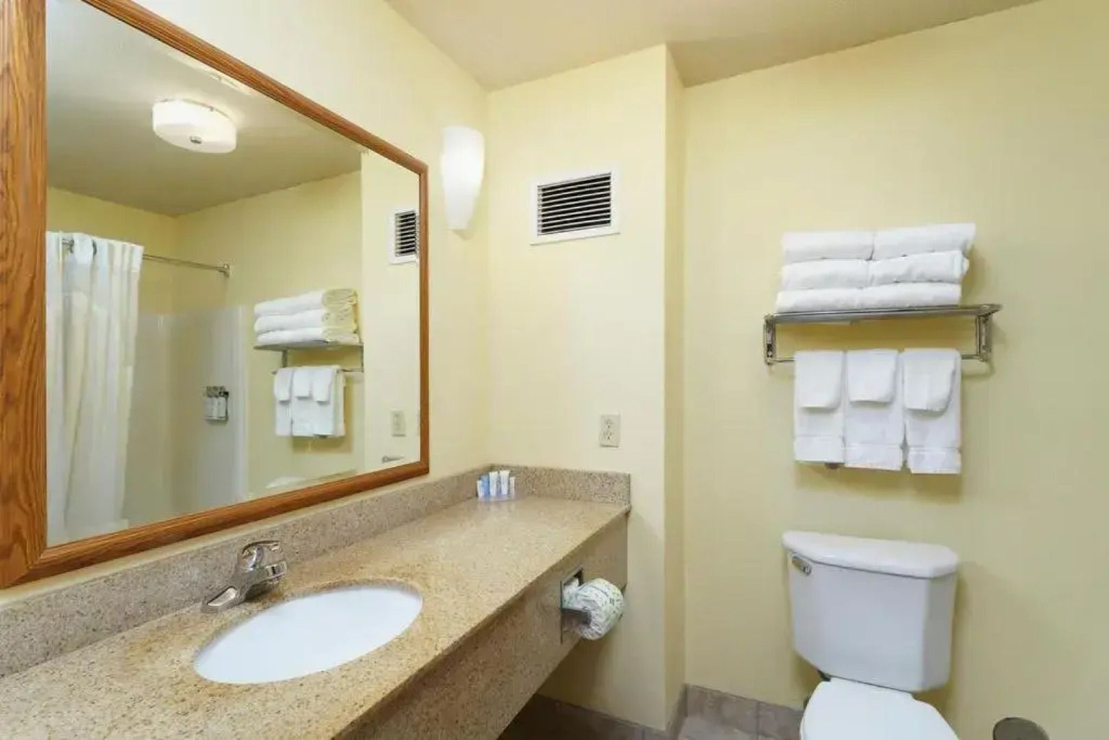 Triple Play Resort Hotel & Suites