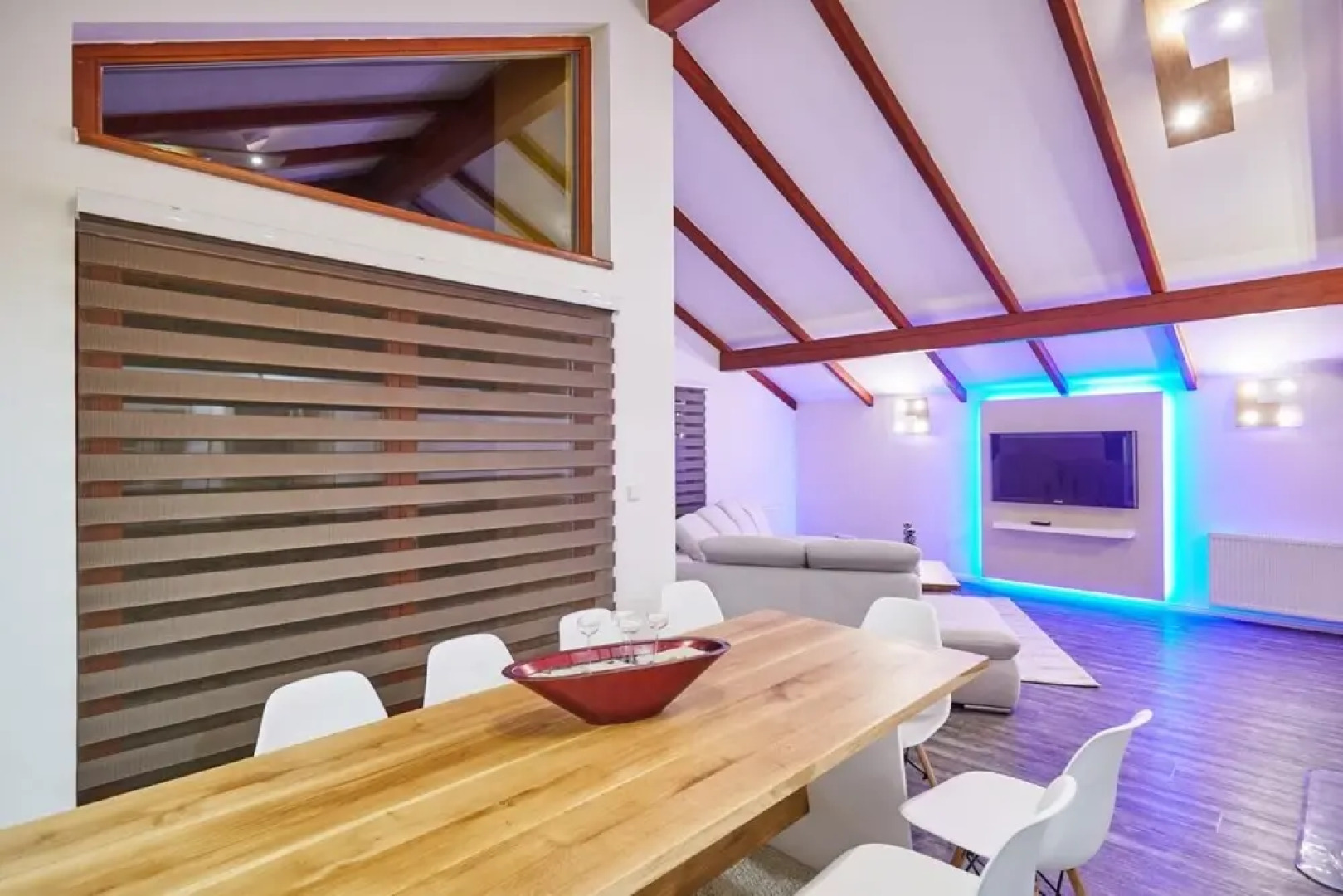 Cerna Kcg350 in Cermn