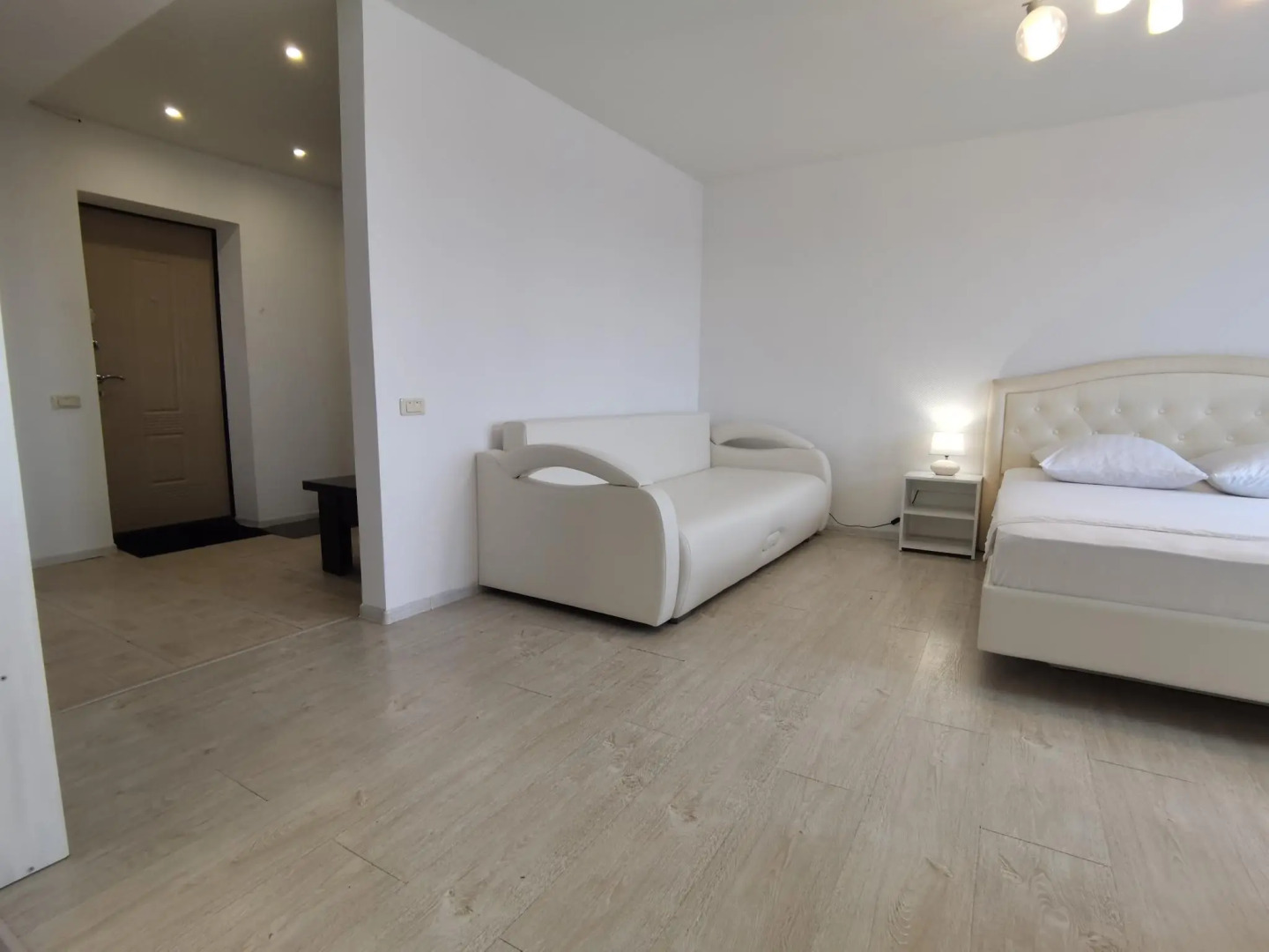 ZNS Rent (ЗНС Рент) на улице Луначарского 49