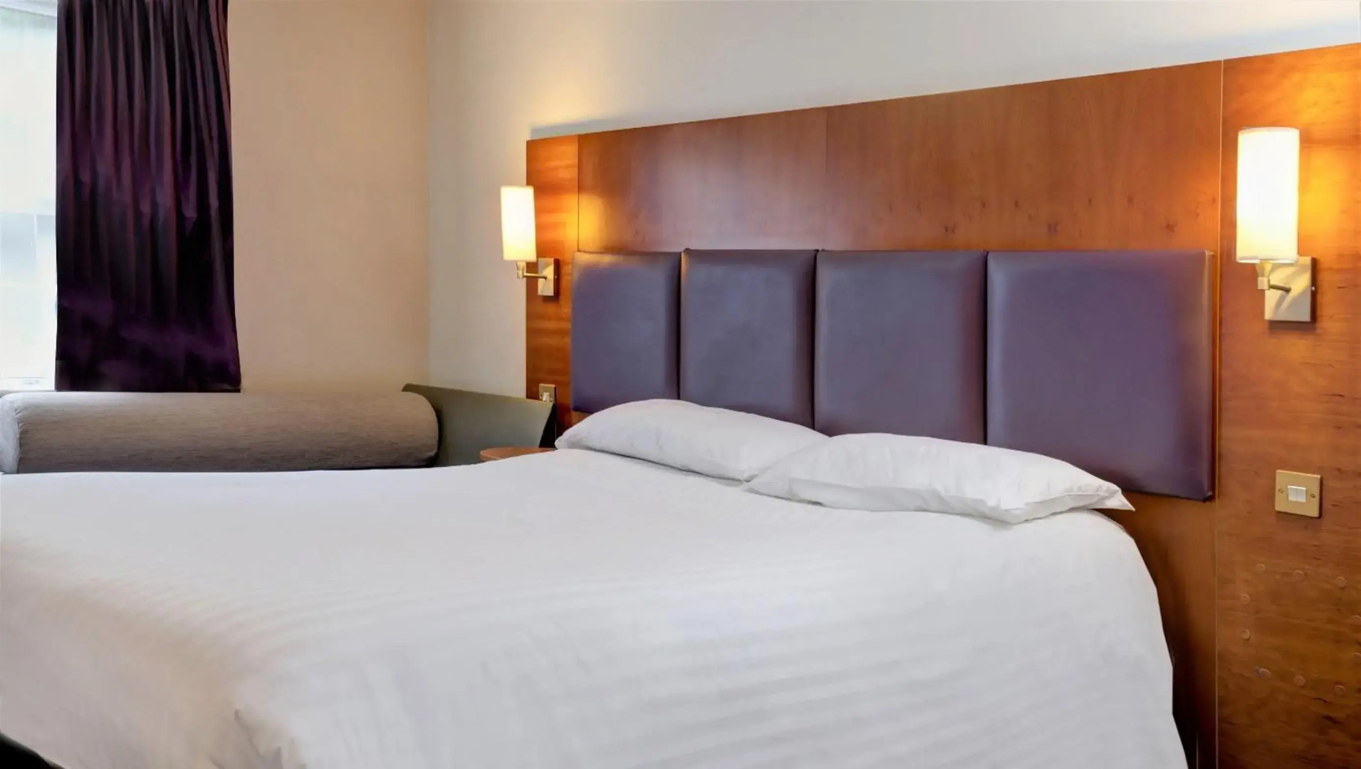 Premier Inn Peterborough (A1(M)J16)